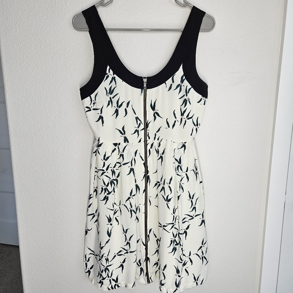 Vero Moda Short Summer Dress Size Small - Picture 1 of 8